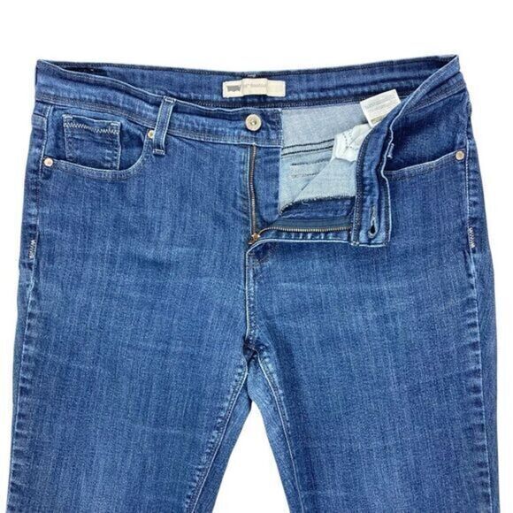 Levis 515 Bootcut Jeans Womens 31 x 30 Blue Medium Wash Stretch Rear Flap Pants - Picture 3 of 16